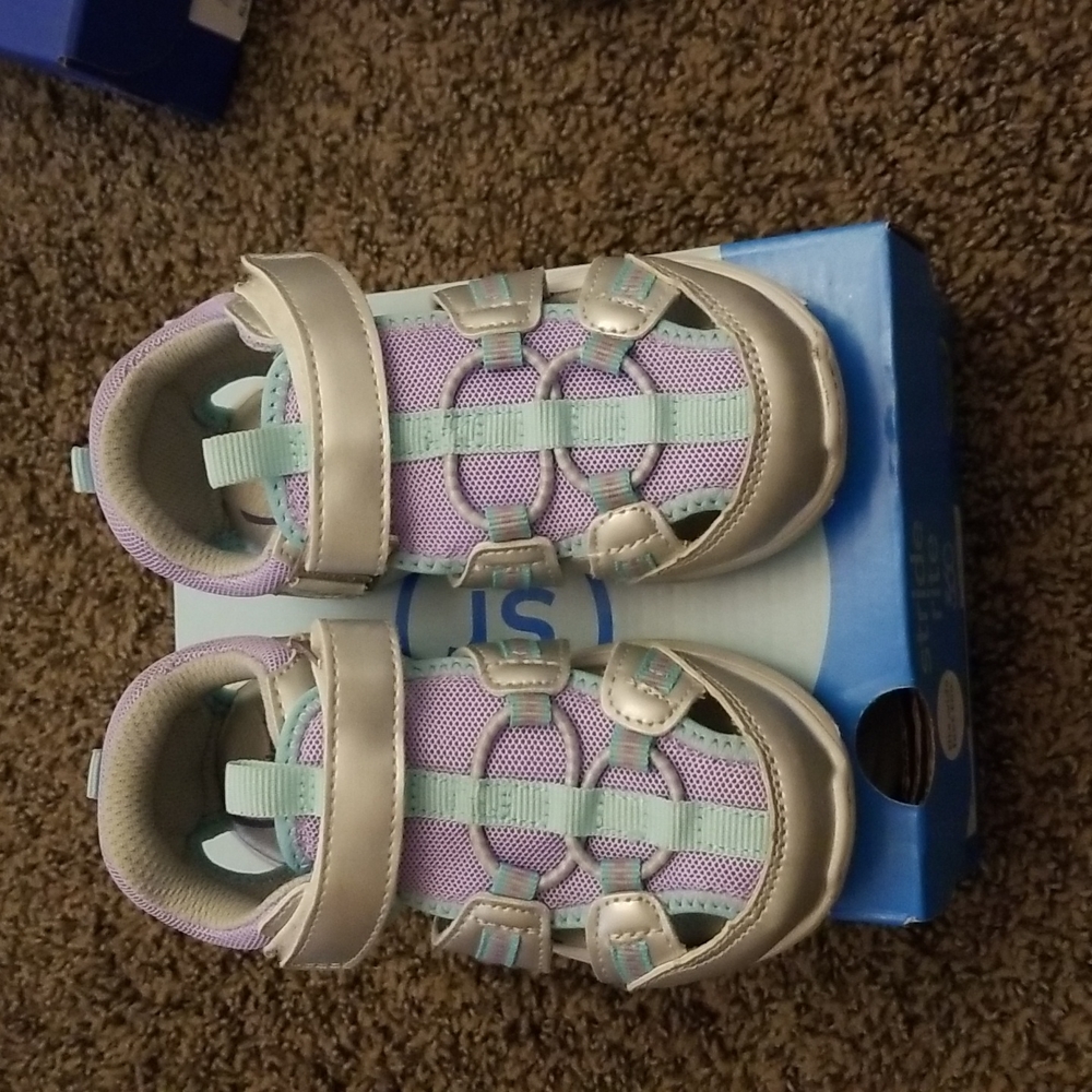 Stride Rite Iggy Sandals